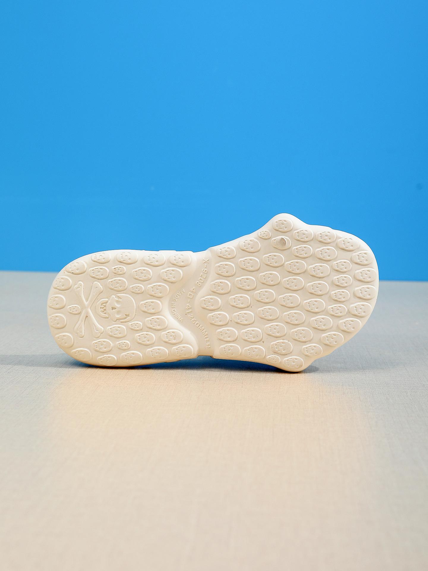 Couples’ 3D Skull Slippers for Men/Women, Non-Slip EVA Cloud Slides, Gothic Cool Skull Design Summer Outdoor Indoor Sandals