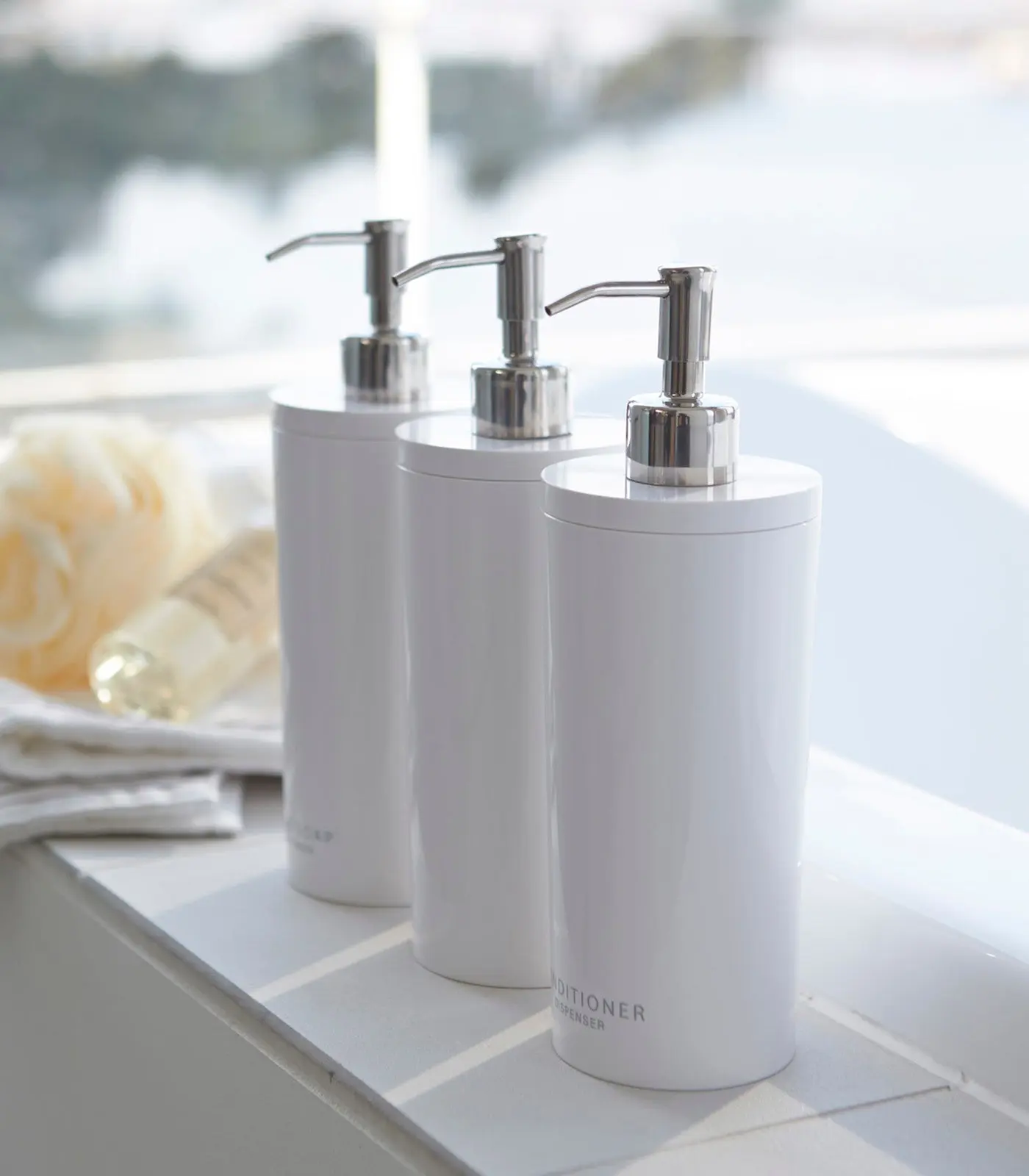 Reusable Round Refillable Soap Dispensers Bundle - Shampoo, Conditioner, and Body Soap Dispensers for Bathroom Home Supplies, Bottle Soap Dispensers