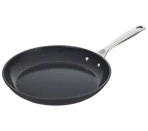 Le Creuset Essential Non-Stick Ceramic 12" Fryan