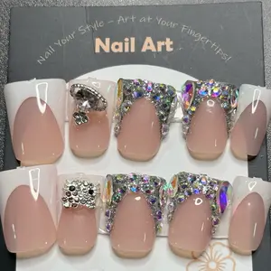 Hello Kitty Duck Nails - Small- Short -WHITE