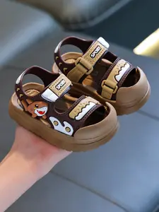 Summer New Cartoon Cute Shark Sandals, Soft Sole Comfortable Beach Slippers, Versatile Kids Footwear for Outdoor Play