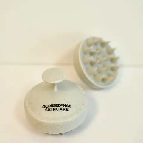Glossed by Nae Scalp Massager – Hair Growth & Scalp Stimulator Brush for Circulation, Dandruff Relief & Product Absorption