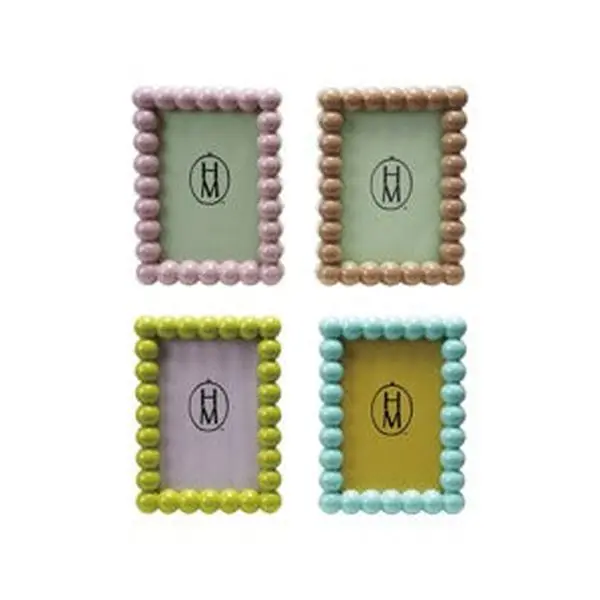 Hobnail picture frame