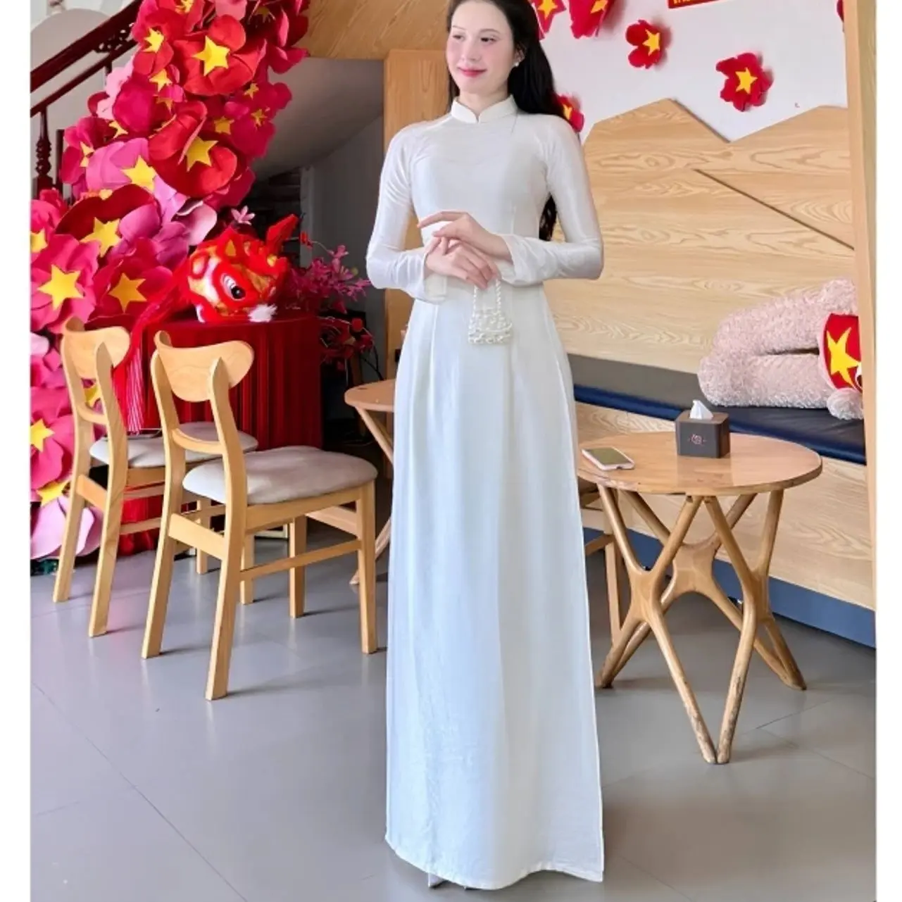 Elegant Glossy Silk Ao Dai Set – Traditional Vietnamese Heritage Tunic
