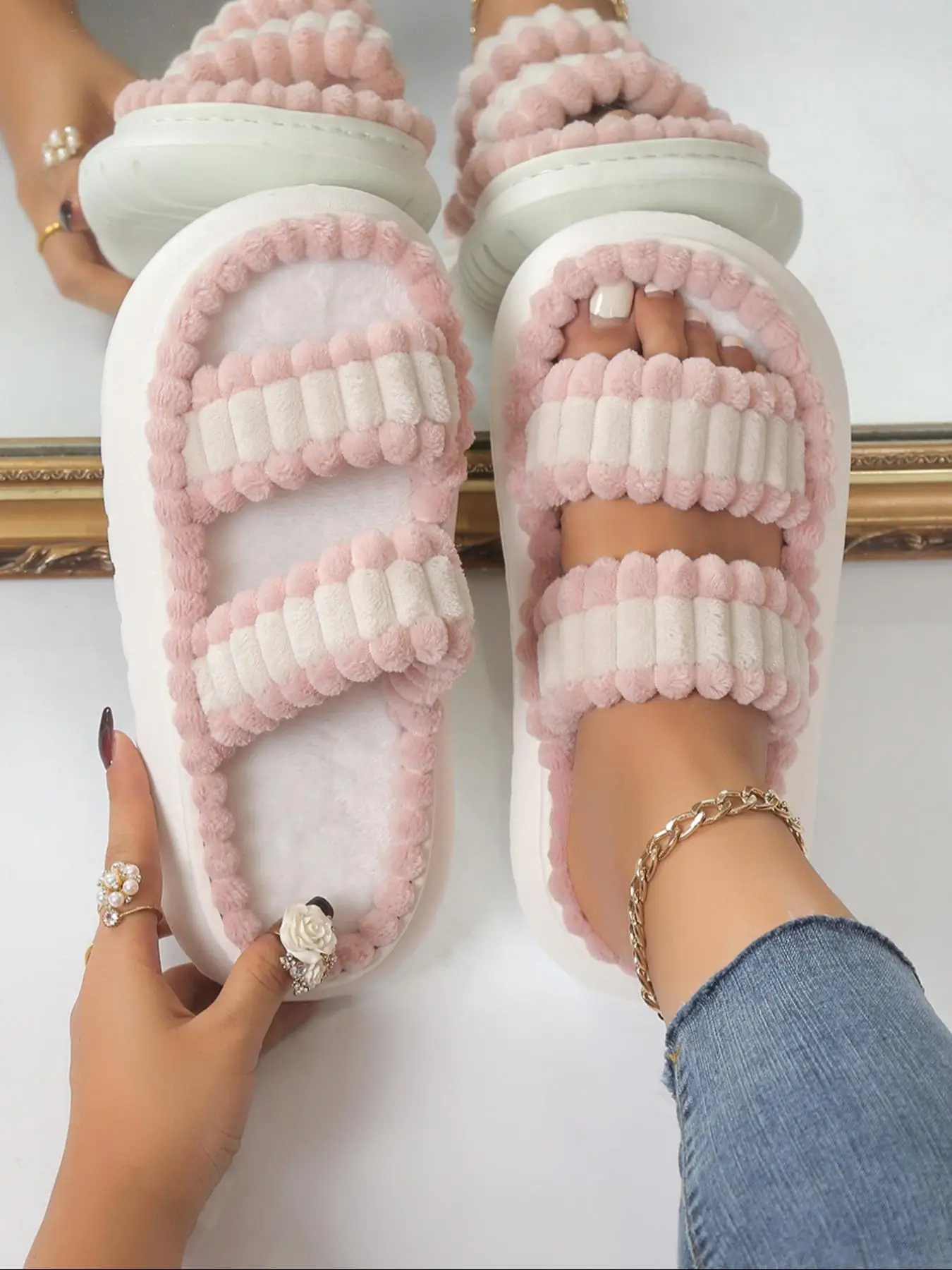 Women's Contrast Binding Design Soft Platform Slippers, 1 Pair Casual Comfortable Home Slippers for Fall & Winter, Matching Warm Cozy Slippers for Dai