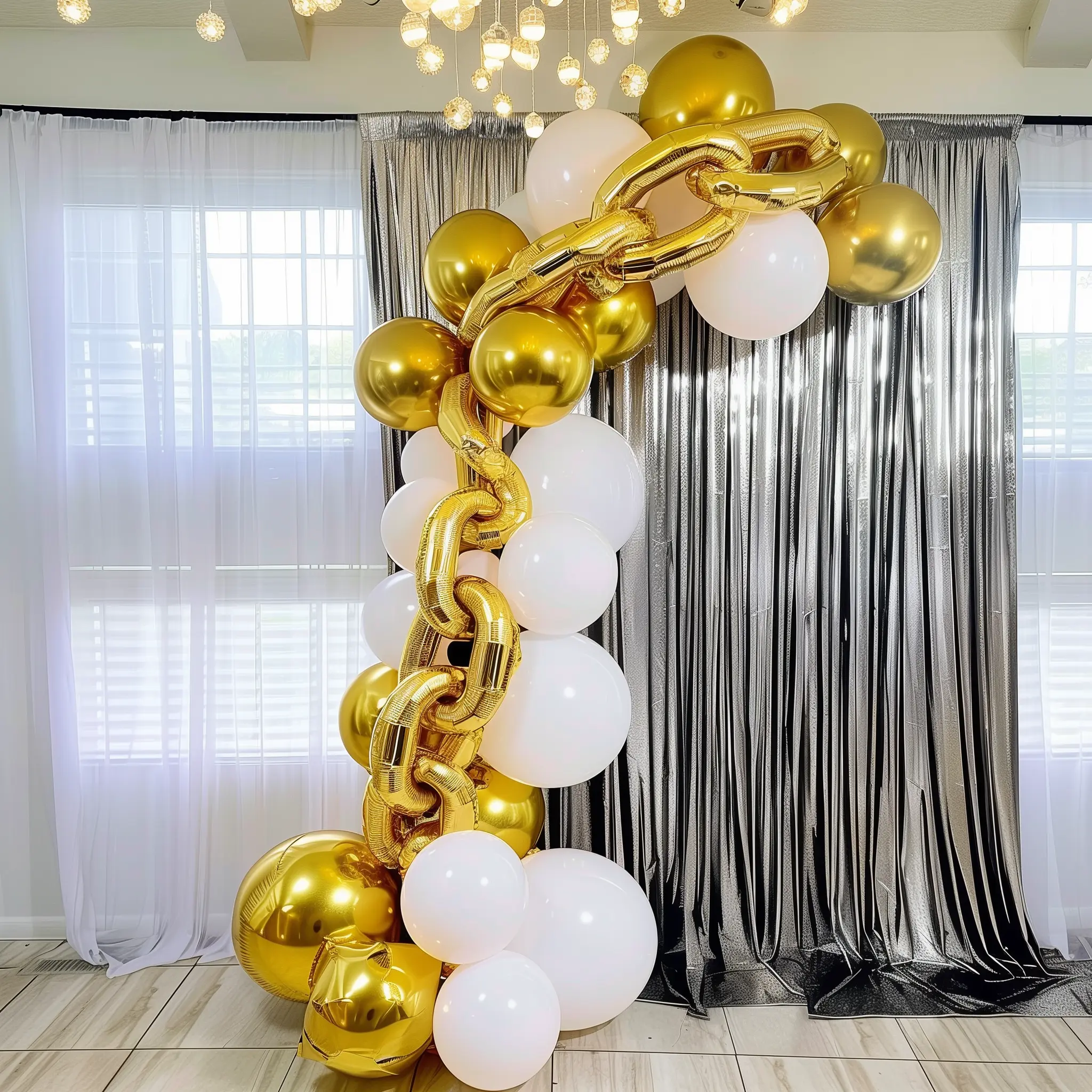 30-Pack Connectable Gold Chain Link Foil Balloons, Durable Balloon Party Supplies for Birthday, Wedding Events (Up to 16ft Length)
