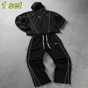 American high-street athletic set: trendy hooded windbreaker jacket + wide-leg sports pants two-piece casual outfit. Side stripe design, loose fit that flatters the figure and is versatile—ideal for everyday commuting outfits.