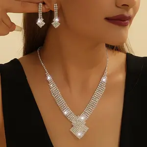 Women's 2-Piece Luxury Rhinestone Square Jewelry Set - Necklace and Matching Earrings, Ideal for Bridal Weddings, Formal Evening Events or Daily Wear, Gift for Her