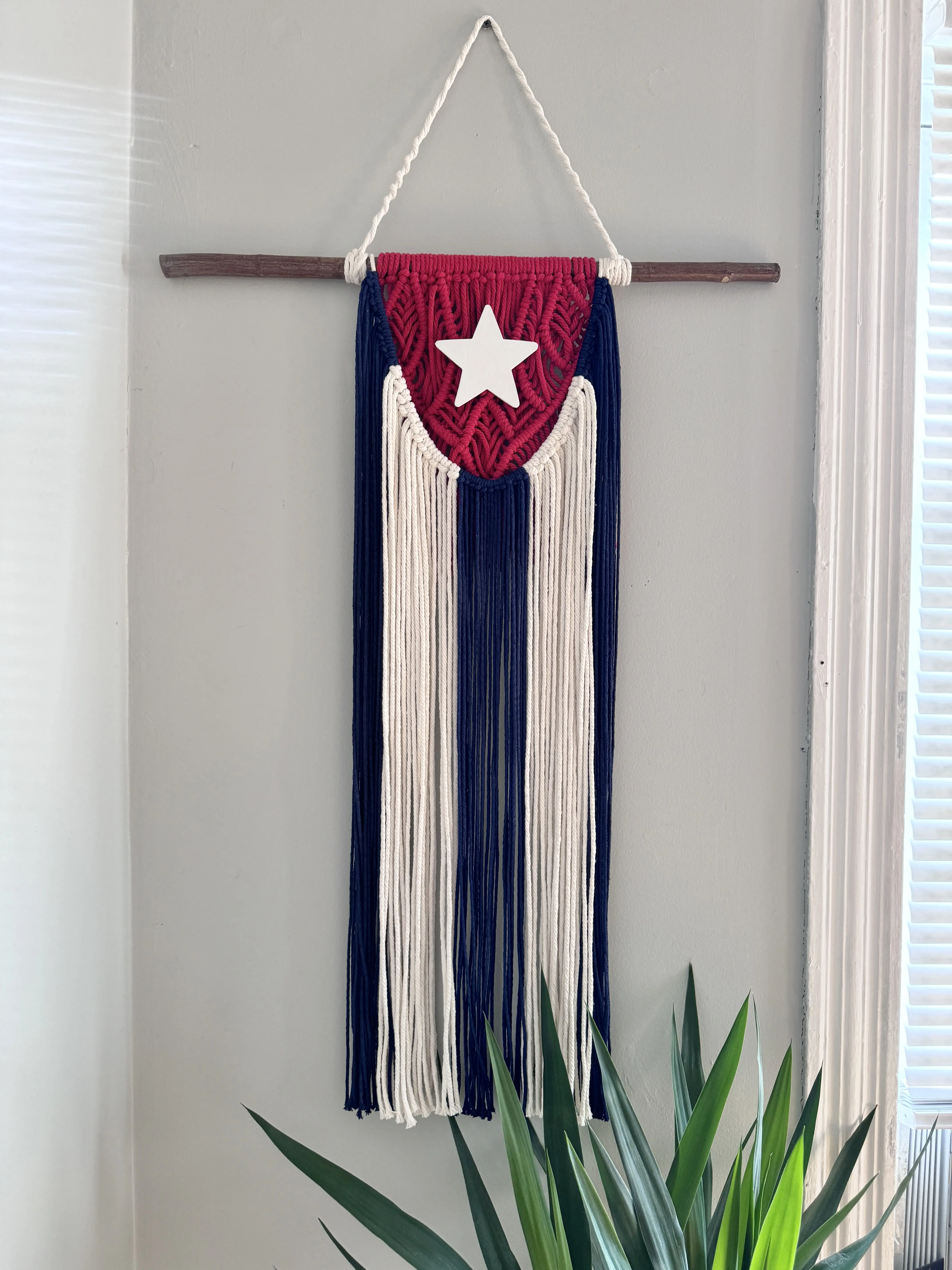 Cuban Flag Motif Cotton Cord Wall Decoration - High Quality Cotton Macrame Hanging Art, Handcrafted Home Supplies, Hangable/Mountable Boho Indoor Room Decor (Morls Shop)