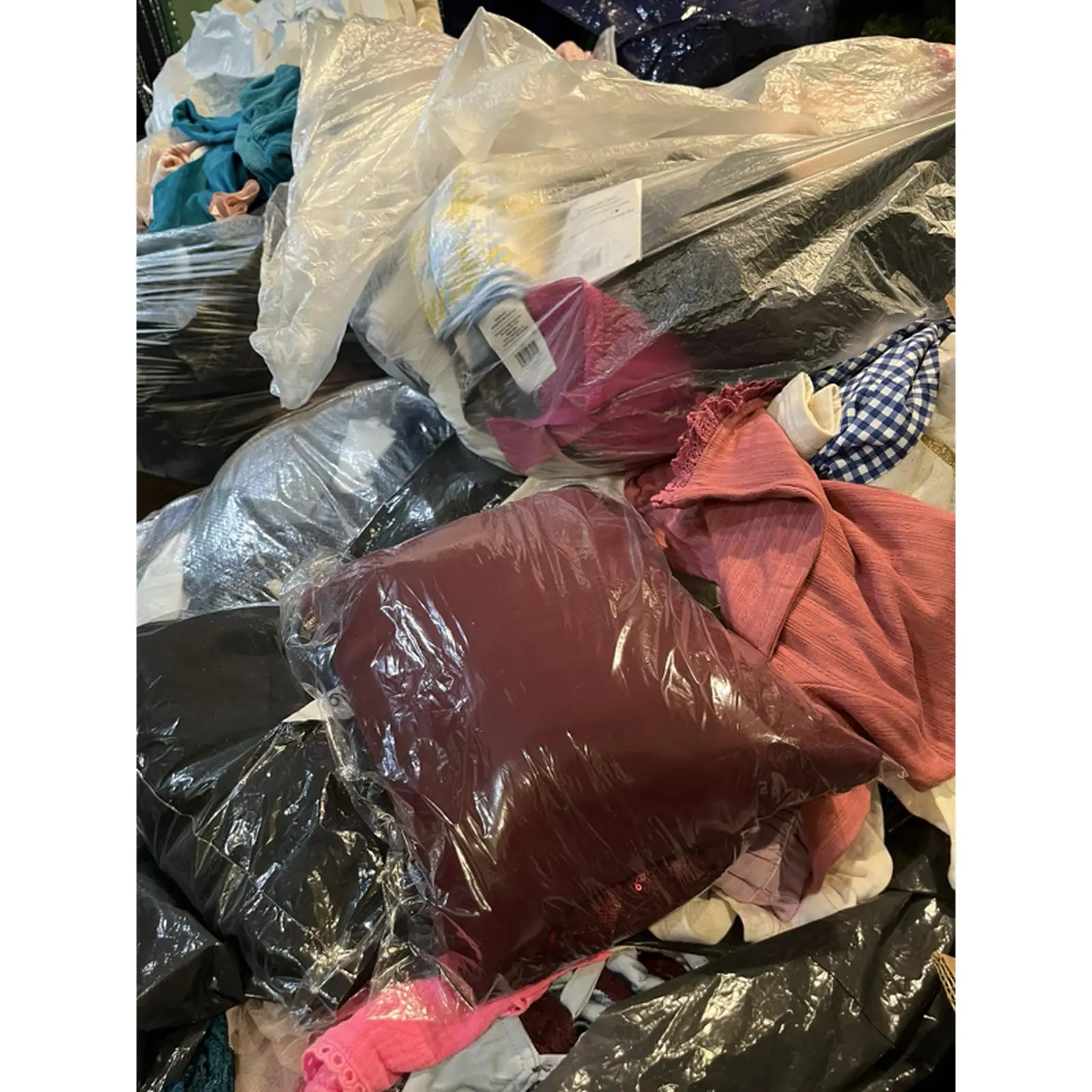 12 Mix Clothes Bundle for 250$ - Variety of Styles and Colors