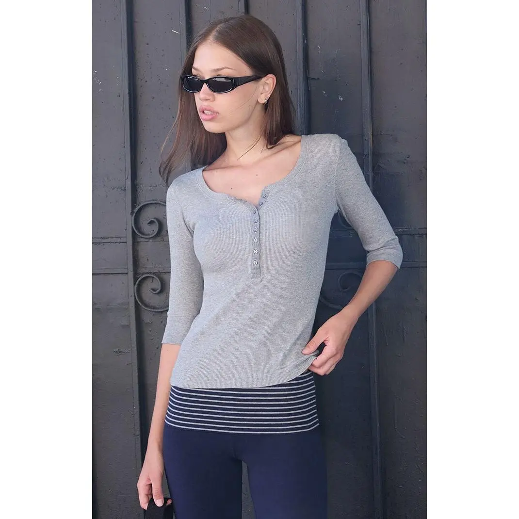 John Galt Women's Melange Henley Quarter Sleeve Top