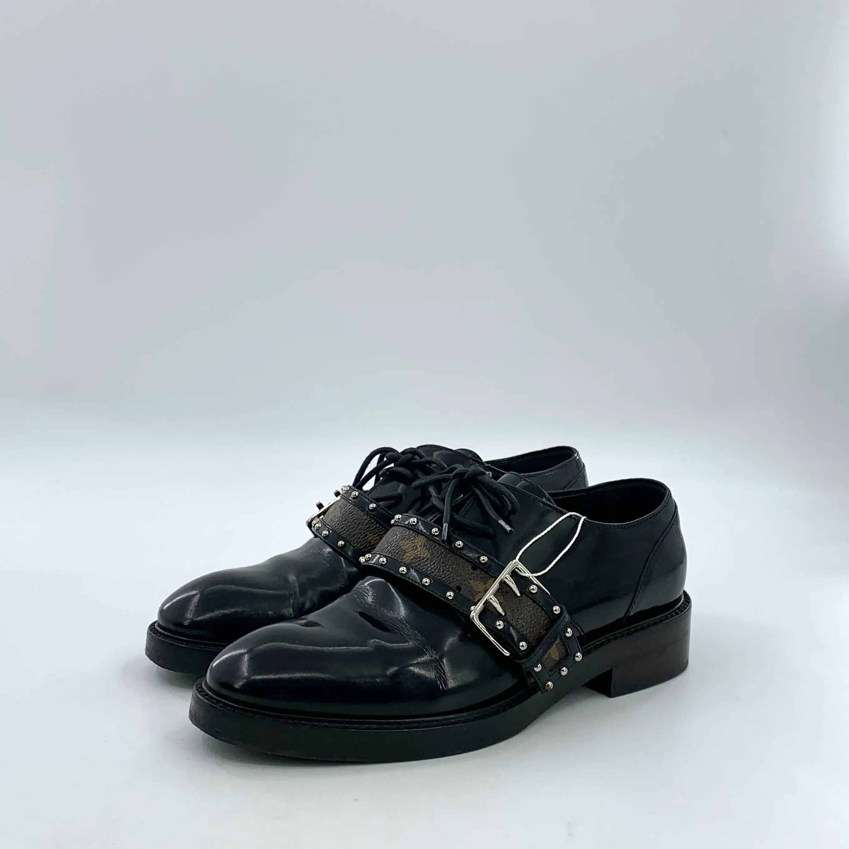 RDLT-Louis Vuitton Size 37 Black Monogram Stud Buckle Flat Leather Shoes-X35411