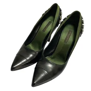 Pre-owned Louis Vuitton Other Small Leather Goods Leather Pumps