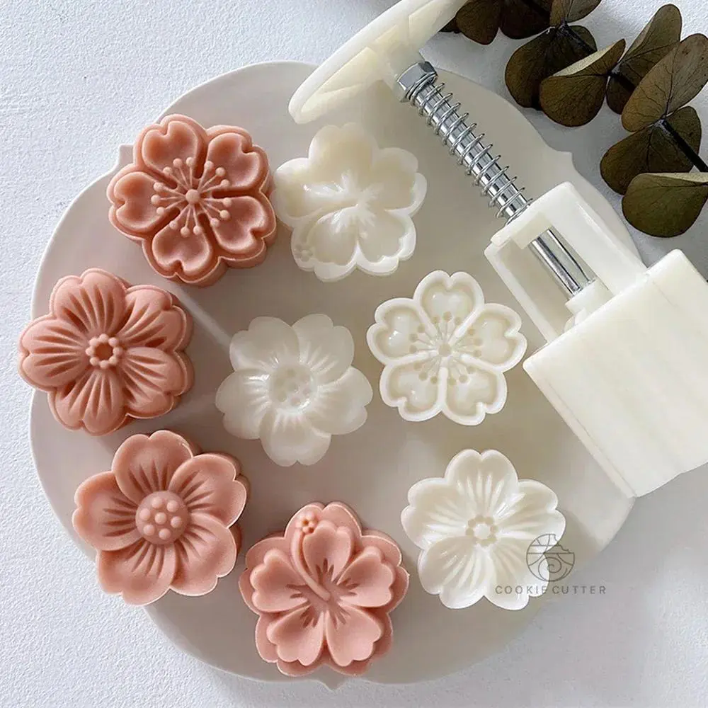 4Pcs/Set Blossom Flowers Sakura Mooncake Mold Cherry Pattern Stamps Hand Press Mold Plungers Pastry Tools Mid-autumn Festival