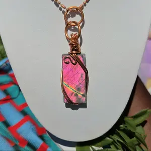 Spectrolite Necklace • Large Labradorite Necklace • Purple Labradorite Pink Labradorite • Crystal Necklace
