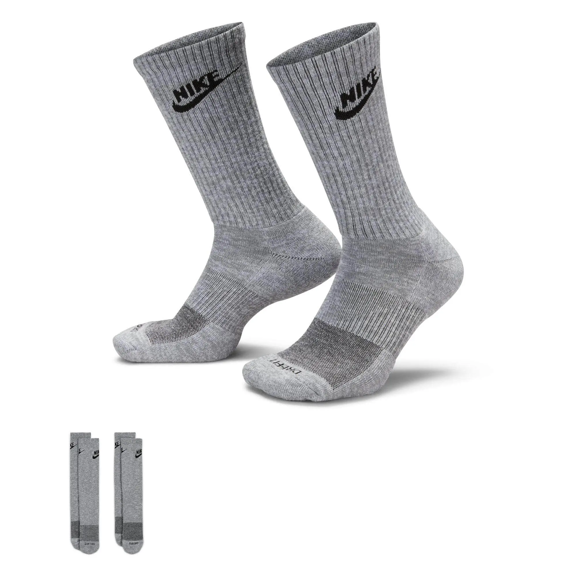 LACOSTE Heathered Polyester Crew Athletic Socks, Cushioned with Arch Support and Breathable Knit for Hiking & Running, Polyester Athletic Socks, Machine Washable, Nylon, Adults, Outdoor Sports, Athletic Crew