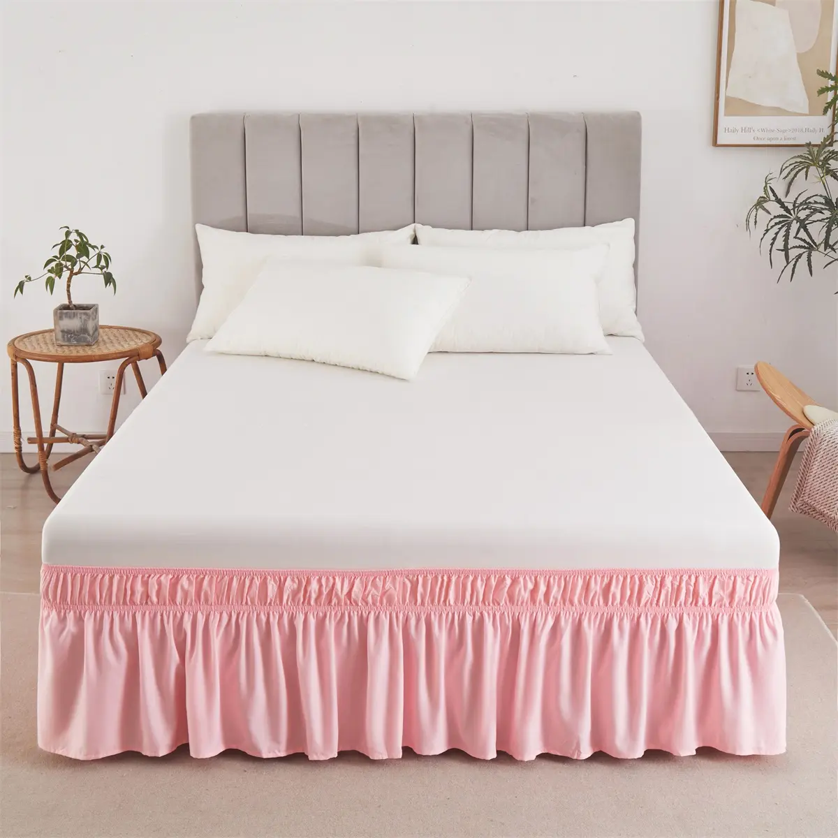 Fitted bed skirt, suitable for large beds, 15 inches (approx. 38.1 cm) drop, white adjustable elastic bed cover, fits easily, wrinkle-resistant and fade-resistant, silky luxurious fabric, machine washable.