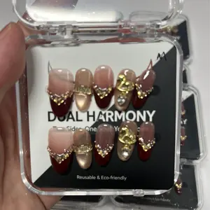 Handcrafted Wearing Nails - Foma's Golden Light Luxury Style New Year Red Whitening French Cat-Eye Nails