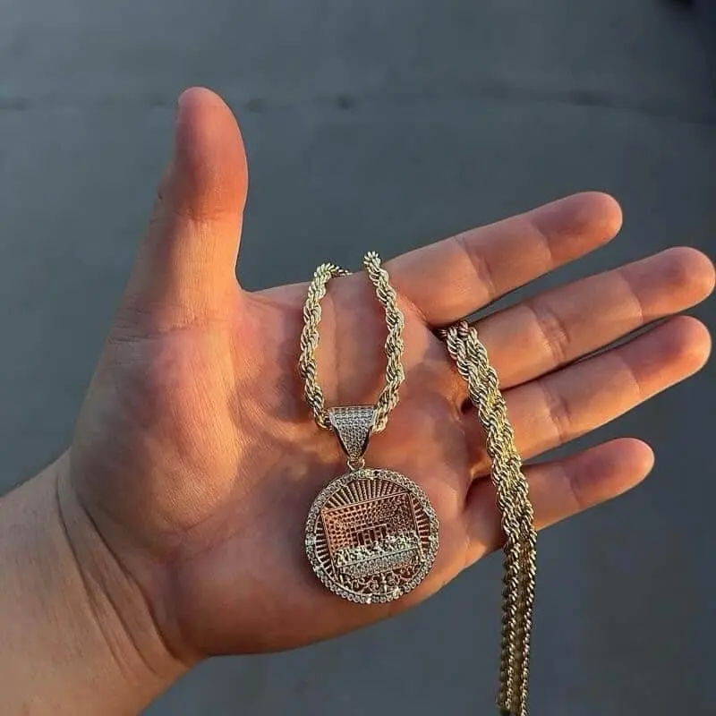 Intricate Religious The Last Supper Oversized Pendant Necklace, 24-in Gold Rope Chain, Sparkling Stones, Large Statement Novelty Costume Jewelry Accessory, Gold Chain Necklaces, Large Statement Necklaces