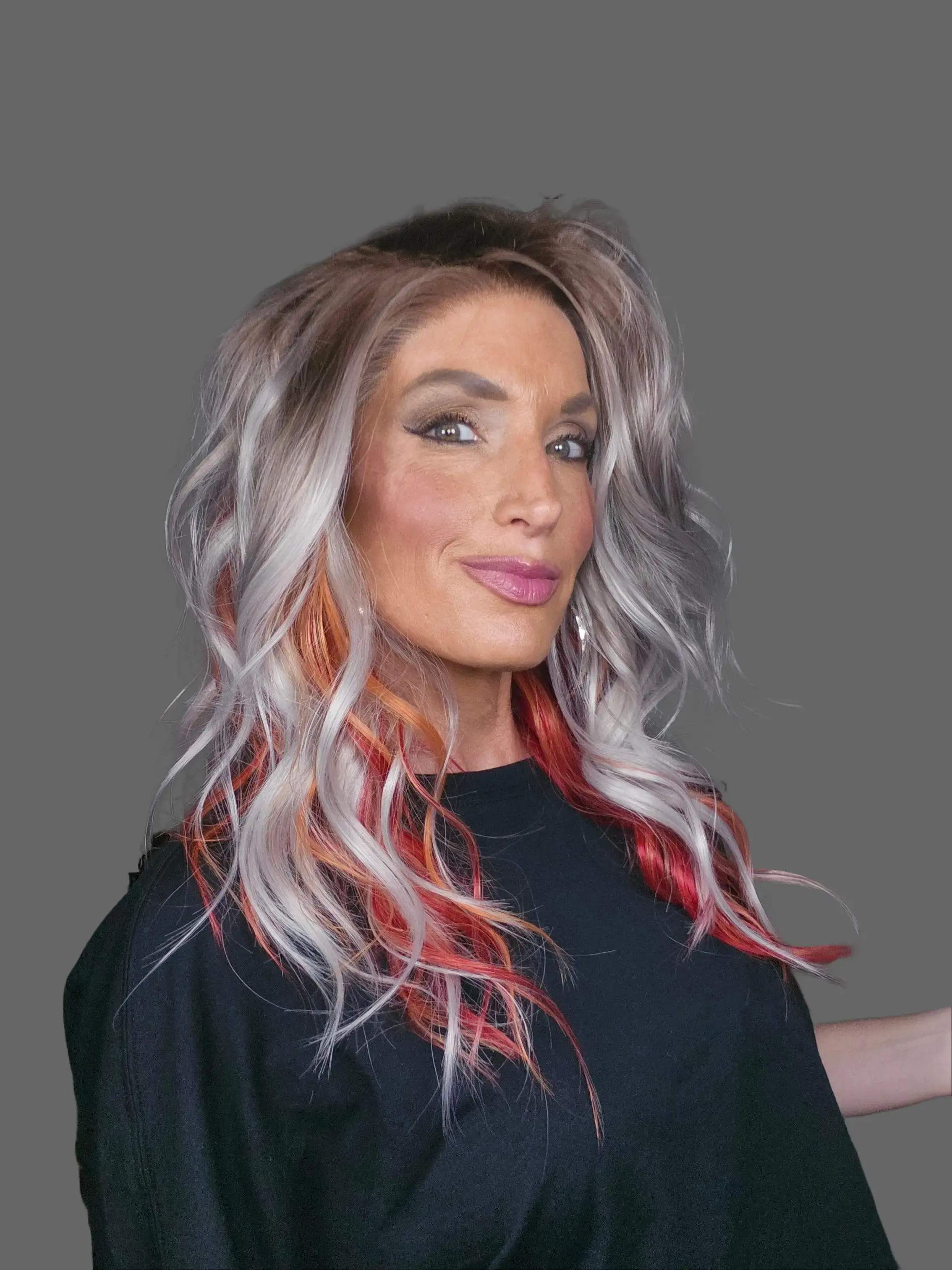 13x4 Lace Front Synthetic Wig Heat Resistant 20 Inch Shoulder Length Short Wavy Synthetic Wig Ombre Blonde Layered Hair Side Part  main image 4