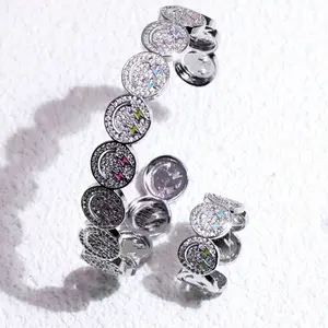 Fashionable, fresh and versatile smiley face and lightning design women's bracelet