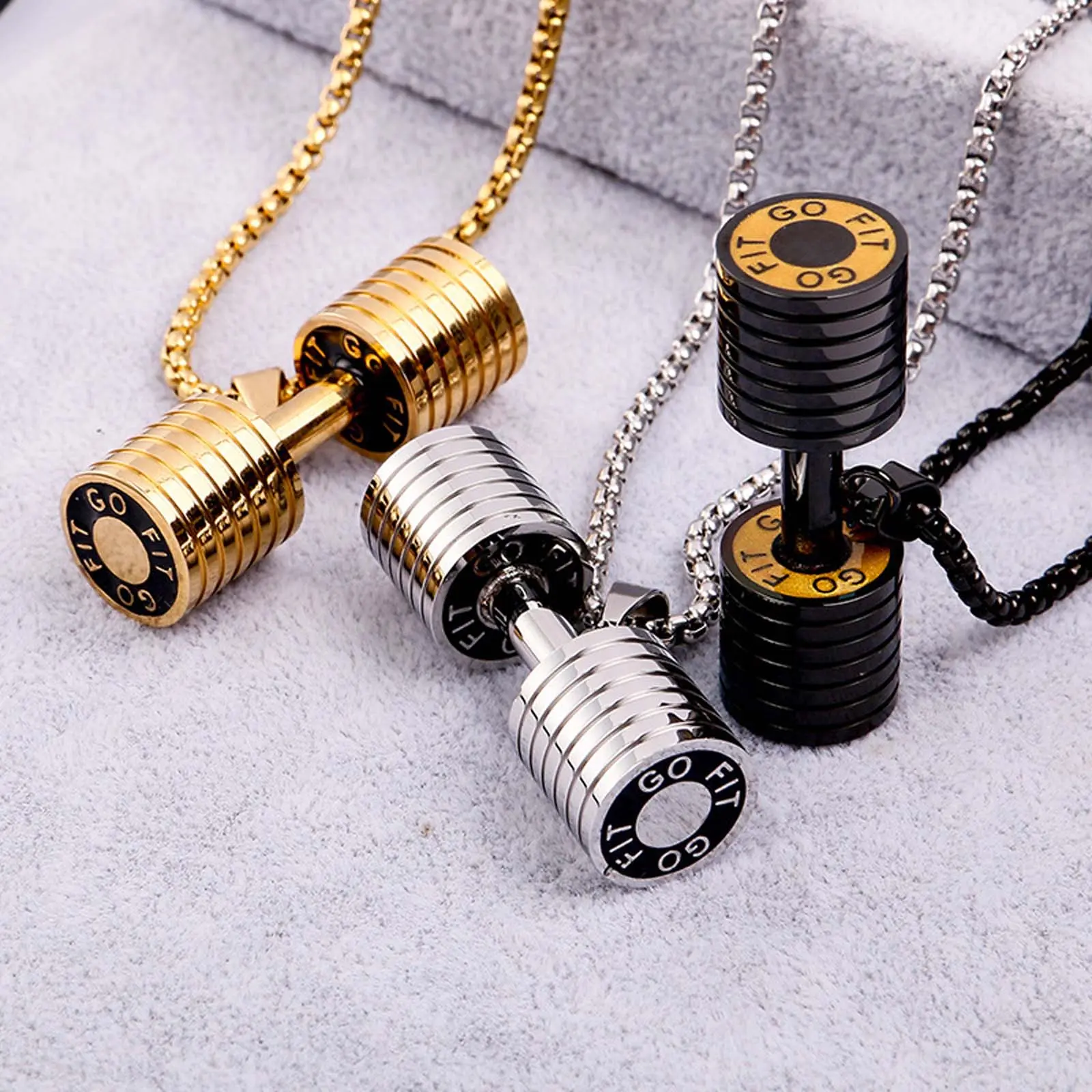 Dumbbell Necklace for Fitness Lovers – Unisex Personalized Jewelry Gift for Gym Enthusiasts