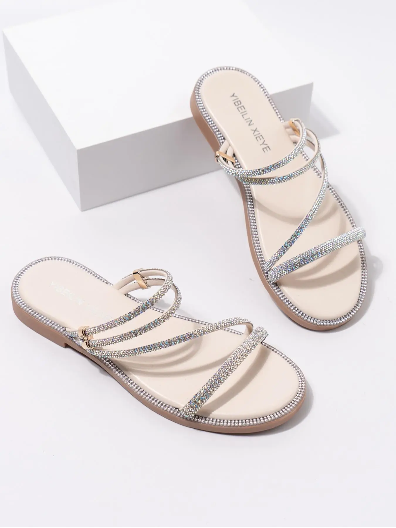 Women's Fashionable Rhinestone Decorated Flat Sandals, Elegant Square Toe Sandals for Summer, Lightweight Breathable Comfortable Shoes for Daily Wear, Girl, Strapy Sandals, Classy Sandal, Glitter Design Slides, Flat Sole Sandals, Fashionable Footwear