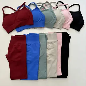 Dynamic Set - Red Leggings & Backless Sports Bra for Performance and Style - Activewear Goals - Fitness Fashion - Workout Ready