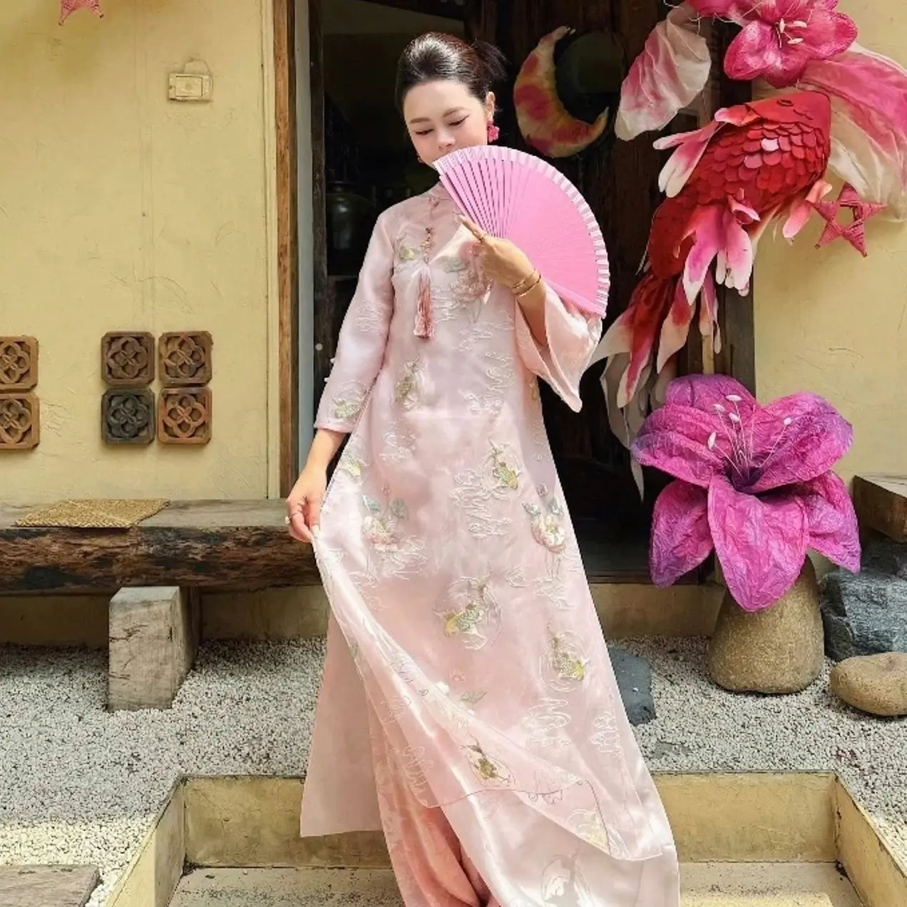 Elegant Embroidered Organza Ao Dai – Traditional Vintage Style Tunic Set