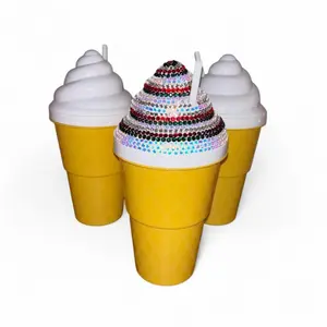 Extra Large White Ice Cream Cup Bundle With Straws