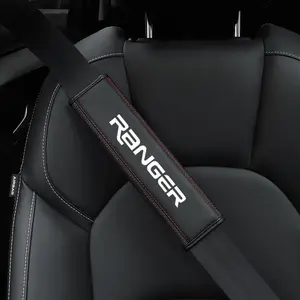Car Seat Belt Shoulder Pad & Carbon Fiber Pattern Keychain Set, 5 Counts Car Seat Belt Shoulder Pad & 1 Count Keychain, Car Interior Accessories for Ford Ranger, Boujee Car Accessories, Car Key Accessory