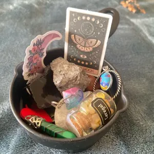 Spring 2025 Crystal Box - Random Mix of Quartz, tumbled Chips & seasonal Charms, collectors , DIY Jewelry. Gift idea for All