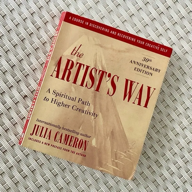 Julia Cameron - The Artist's Way 30th Anniversary Edition - 272 Pages - A Spiritual Path to Higher Creativity Course in Discovering Your Creative Self
