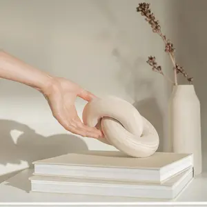 Wooden Chain Link Decor, Modern Farmhouse and Boho Style Wooden Knot Decor, Book Shelf Decor Accents, Home Decor Console Table Decorative Items, Ornaments