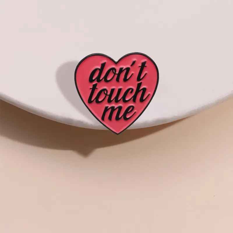 Heart Shaped Brooch, Alloy Brooch Pin, Love Enamel Pin, Hat Pins Suitable for Backpacks, Jeans, Scarves, Hats Decoration, Fashion Accessories for Men & Women