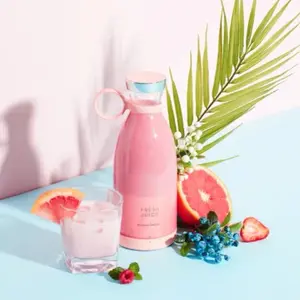 Pink Portable Juicer/Blender