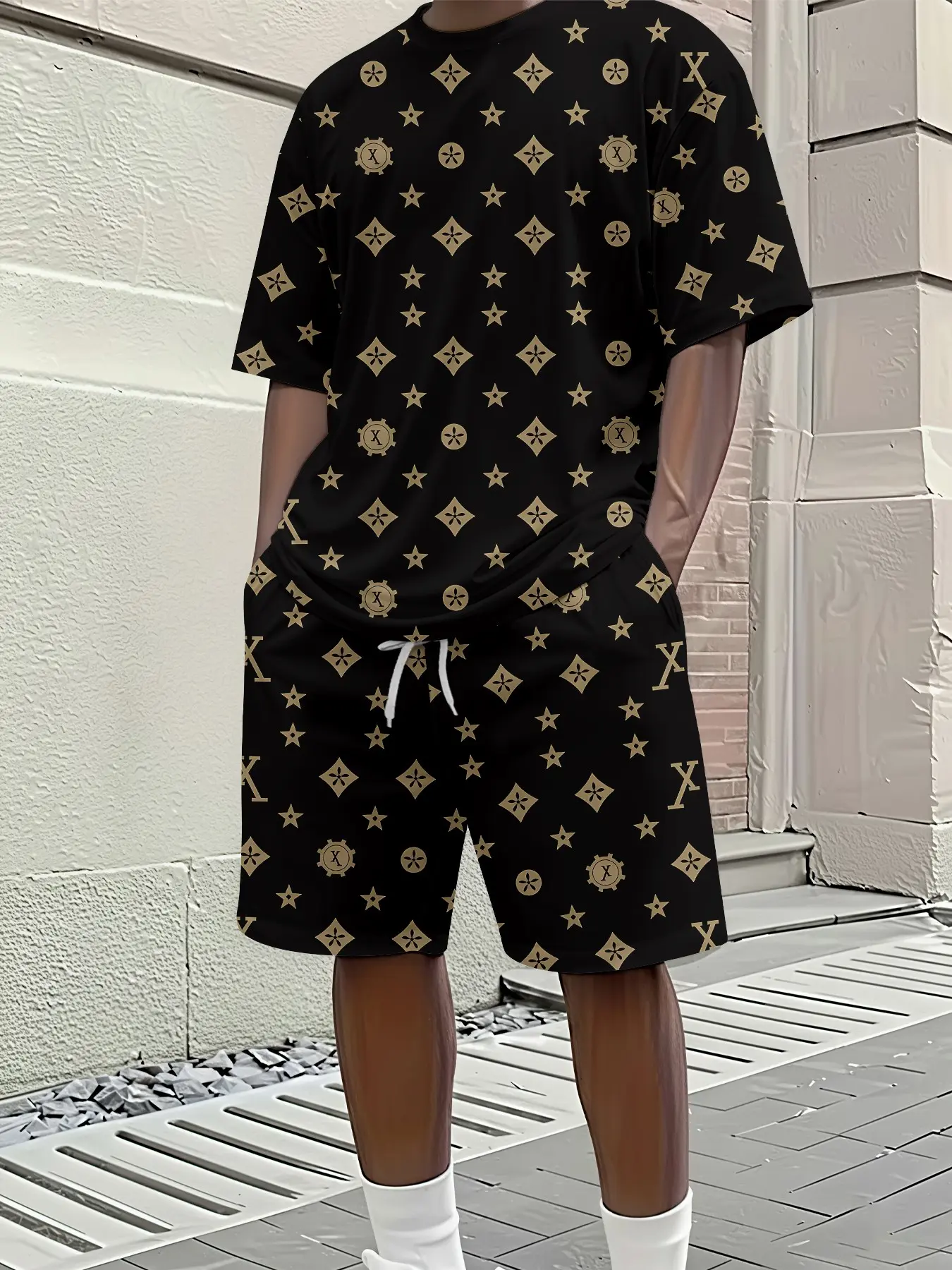 Men's 3D Digital Printed Two-piece Set with Black Gold Retro Pattern, Round Neck, Breathable Sports Casual Fashion Style, Festival Gift for Men, Shorts Sets Outfits