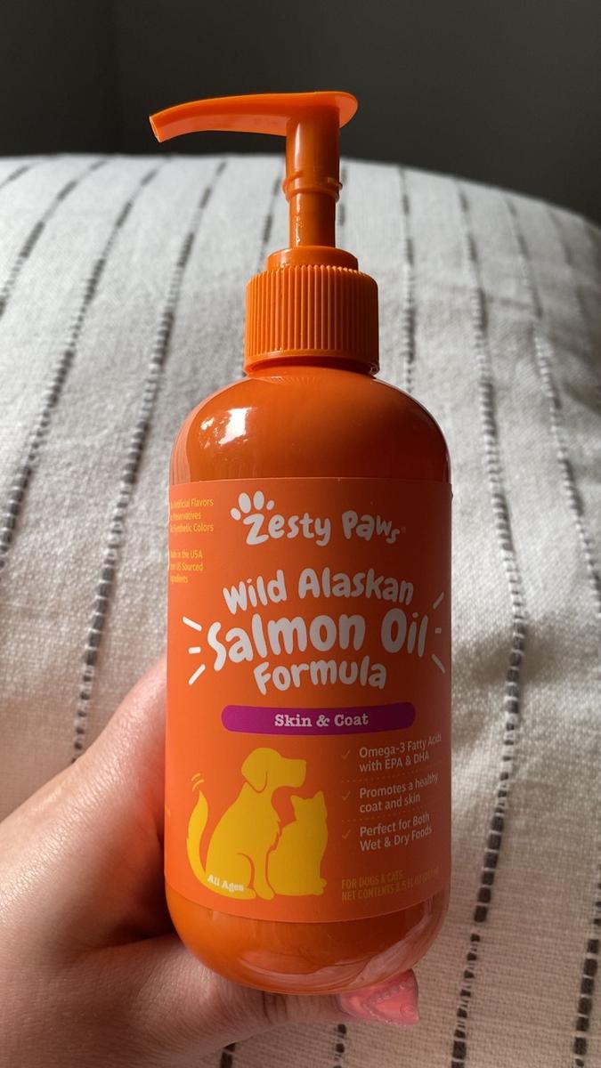 Item: 8.5oz, Salmon Oil