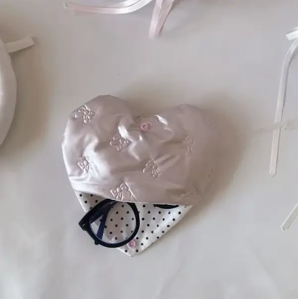 Heart Shaped Puffy Glasses Pouch with Embroidered Design Polka Dot Interior for Stylish Storage and Sunglasses Protection