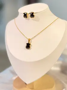 Exclusive Black Bear Set