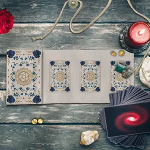 1 Piece Tarot card storage bags, flower moon phase decorated storage bags, creative polyester storage bags, suitable for Tarot card storage by Tarot enthusiasts, home fabric decorations.