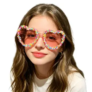 Heart-shaped trendy sunglasses,  lightweight durable premium material, face slimming versatile design, perfect for beach travel party daily wear, ideal gift for single party & festival friends present