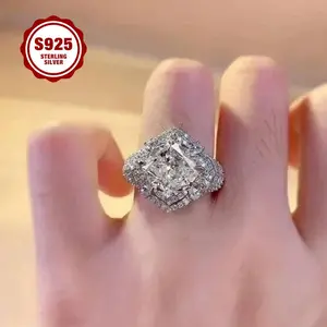 925 Sterling Silver Lady's Ring, Luxurious And Fashionable, With A Layered Flower Design, Set With 5A Zirconia Stones, Suitable For Daily Wear, Engagement, Date Parties, As A Gift For Your Girlfriend.