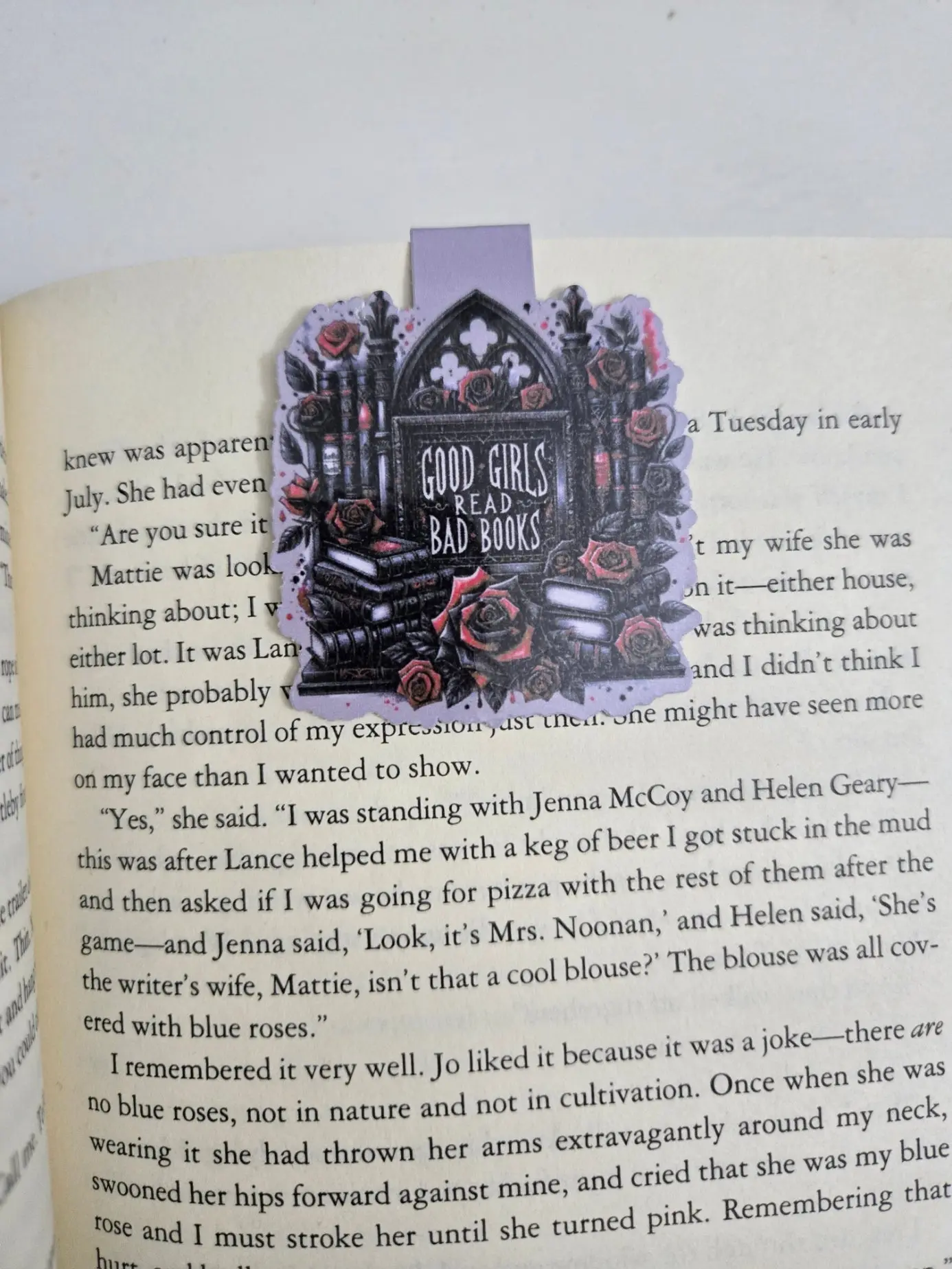 Good Girls Read Bad Books - Magnetic Bookmark