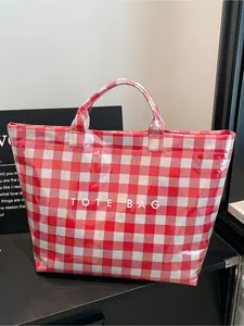 New Fresh Casual Style Red-and-White Checkered Waterproof Woven Tote Bag Large Capacity Shopping Storage Bag Perfect for Daily Shopping and Short Trips Fashionable Shopping Bag