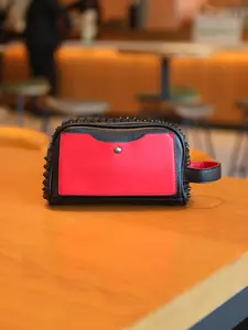 Stylish PU Leather Handbag for Women & Men, Lightweight Zipper Phone Bag, Casual Rivet Decorated Evening Party Wallet Clutch with Wrist Strap