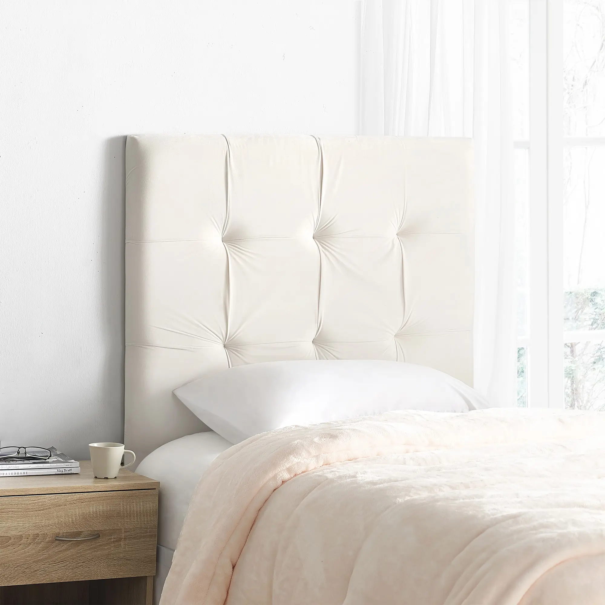Mo' Classic College Headboard with Legs - Plush Velvet White
