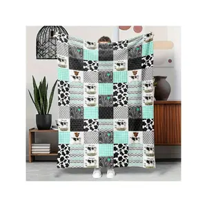 Charming Cow-Print Patchwork Flannel Blanket - Soft & Cozy Farm Animal Throw for Home Comfort & Decor