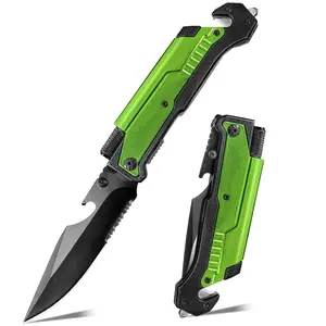 A kitchen meat-cutting knife, equipped with an escape window-breaking cone and a cutting blade. The blade is sharp, suitable for outdoor and home kitchens, camping barbecues, adventures, and fishing, making it an excellent choice for gifts.