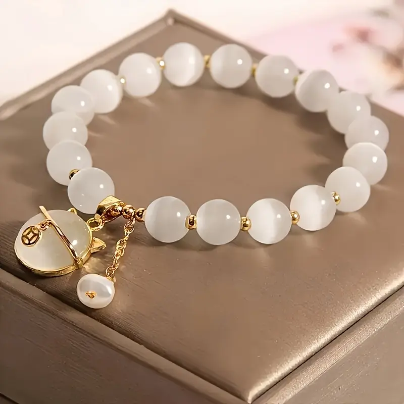 Elegant Cute Cat Pendant Fashion Bracelet Ladies' Protein Stone Bead Wristband Gift for Best Friend Party Accessory All-Season Jewelry